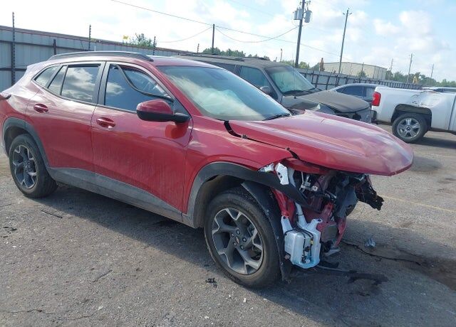 2026 CHEVROLET Trax