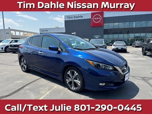 2022 NISSAN Leaf