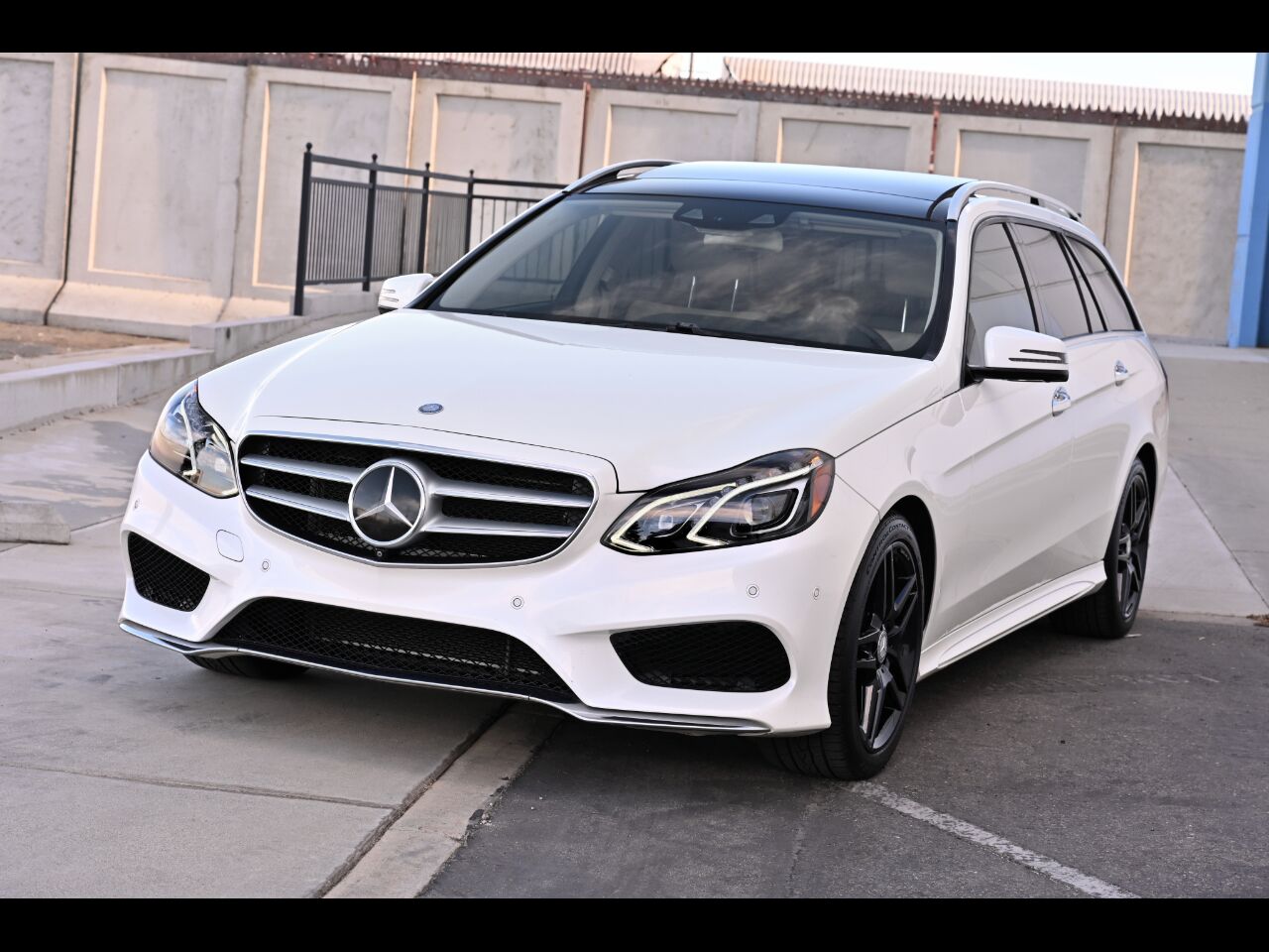 2015 MERCEDES-BENZ E-Class