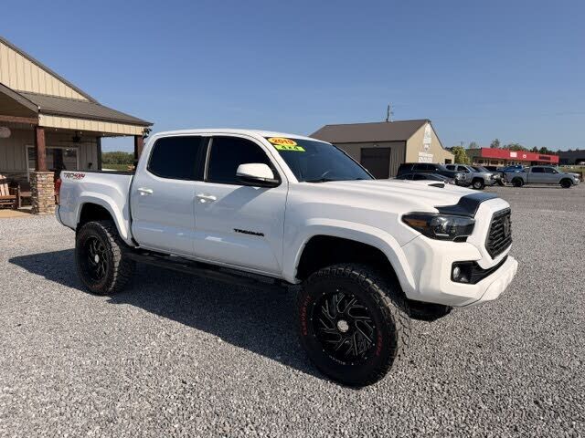 2019 TOYOTA Tacoma
