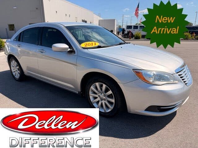 2011 CHRYSLER 200