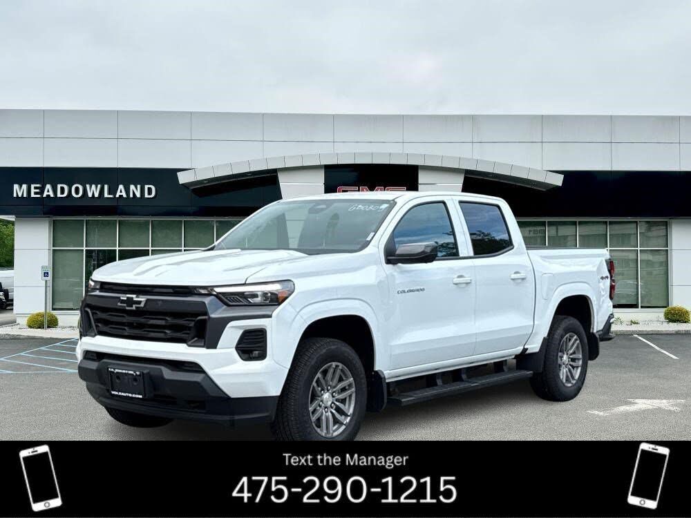 2025 CHEVROLET Colorado