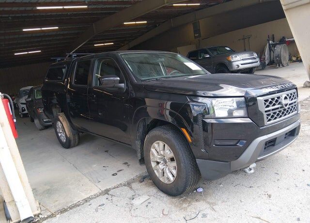 2022 NISSAN Frontier