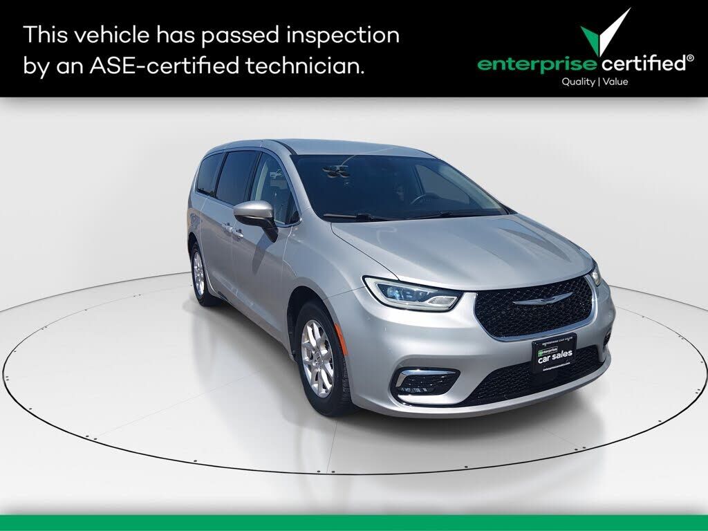 2023 CHRYSLER Pacifica