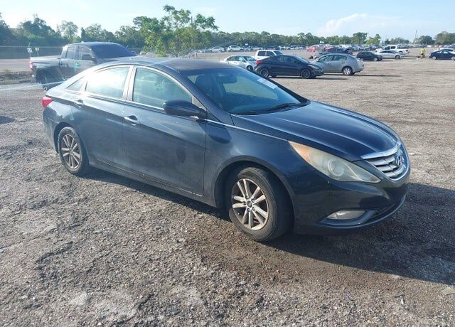 2011 HYUNDAI Sonata