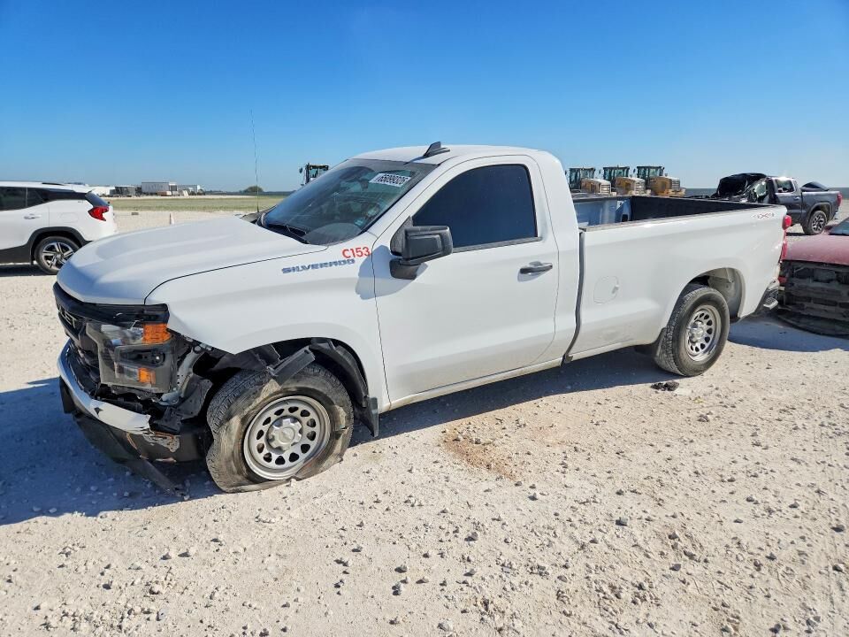 2024 CHEVROLET Silverado