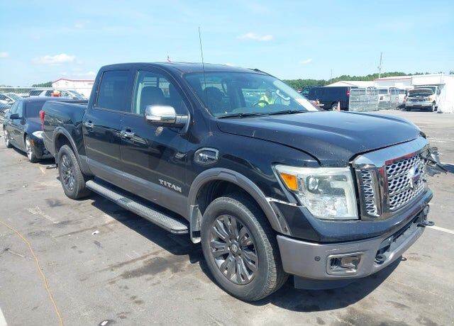 2017 NISSAN Titan