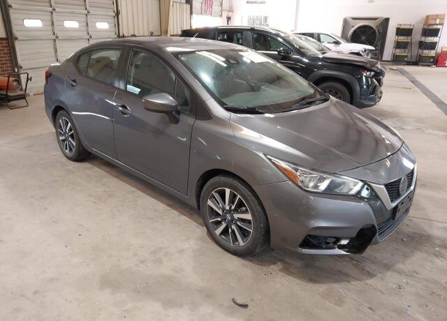 2021 NISSAN Versa