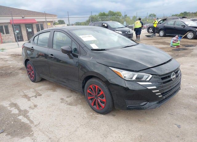 2024 NISSAN Versa
