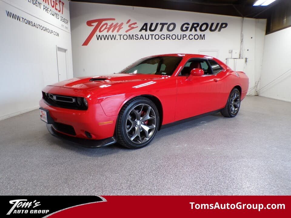 2015 DODGE Challenger