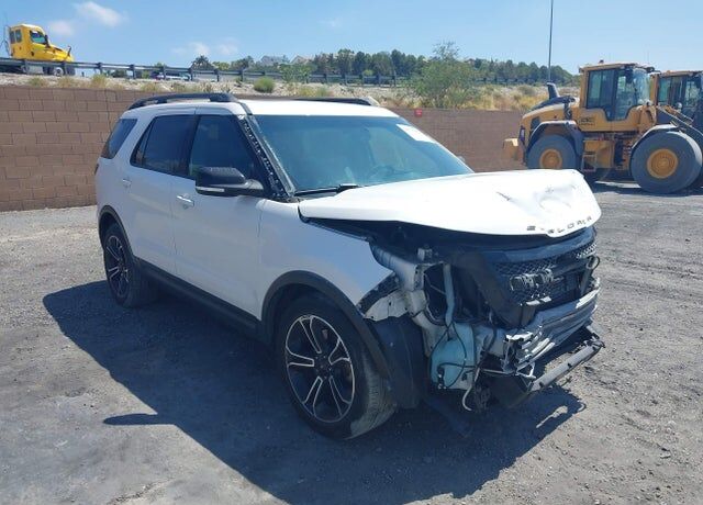 2015 FORD Explorer