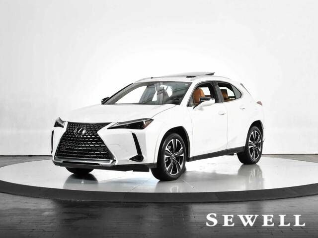 2025 LEXUS UX