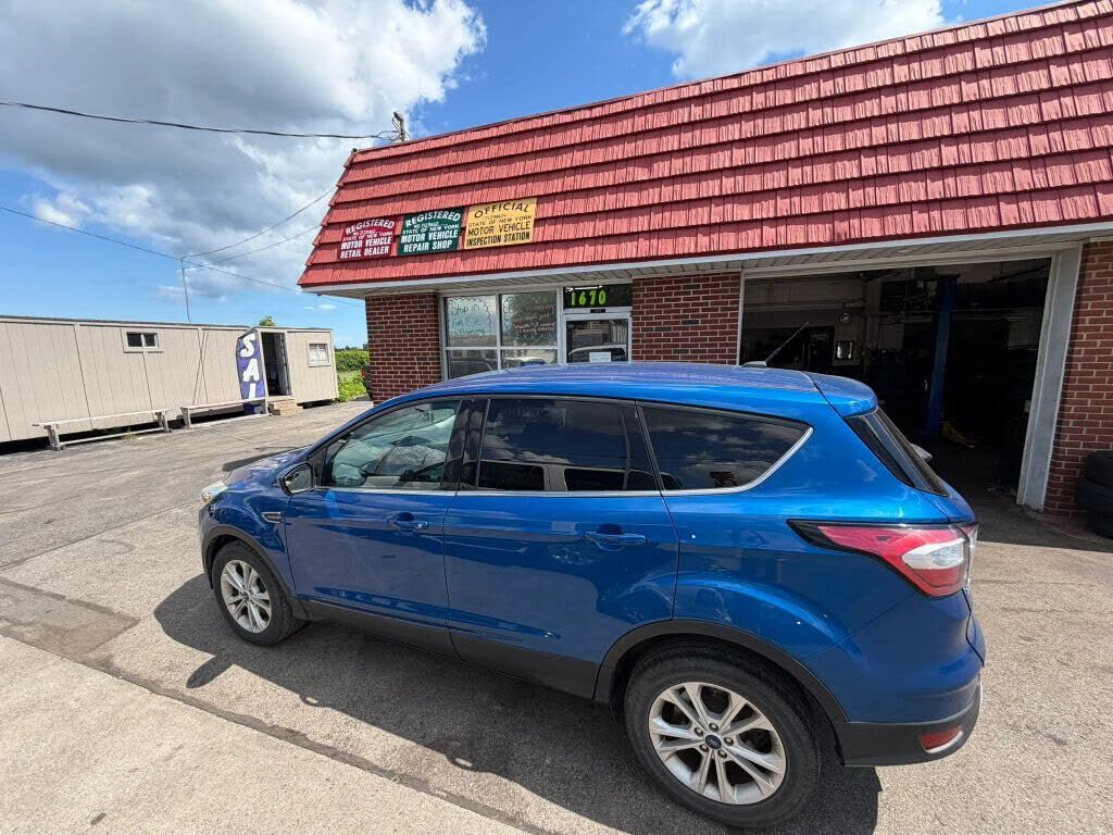2017 FORD Escape