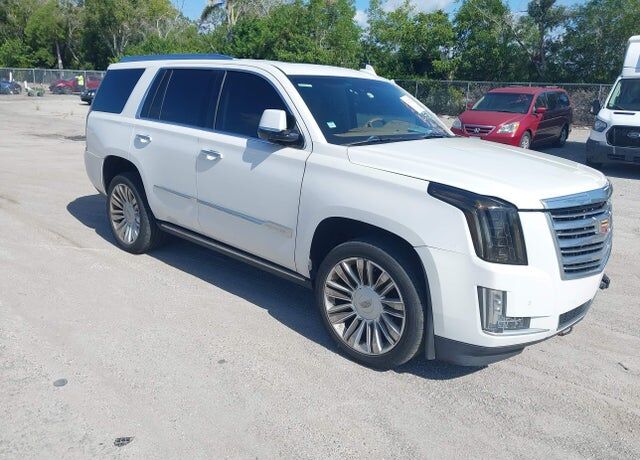 2015 CADILLAC Escalade