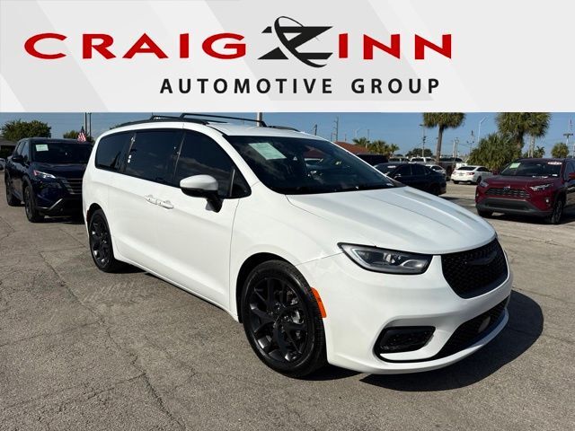 2023 CHRYSLER Pacifica
