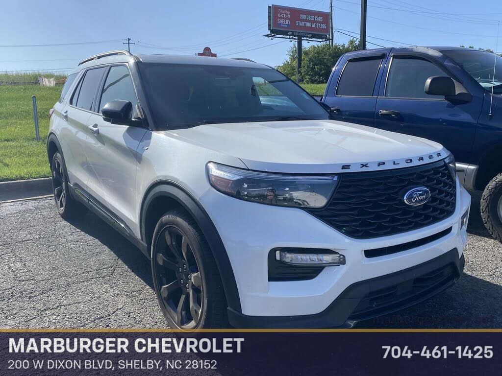 2023 FORD Explorer