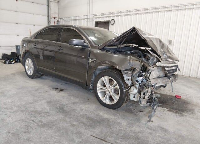 2015 FORD Taurus