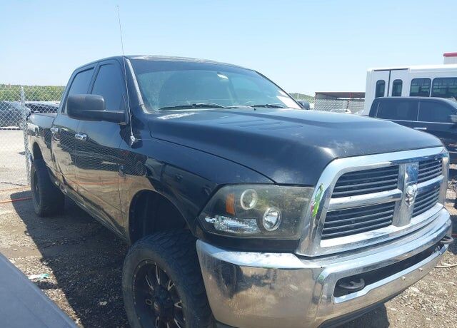 2012 DODGE Ram