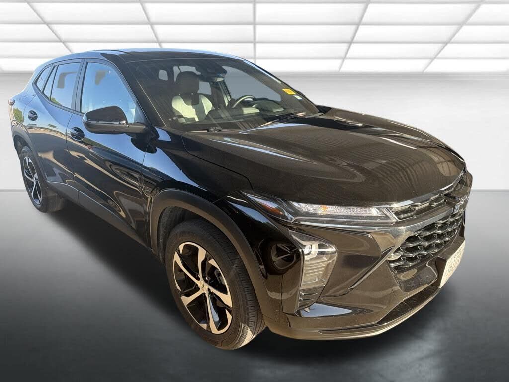 2024 CHEVROLET Trax