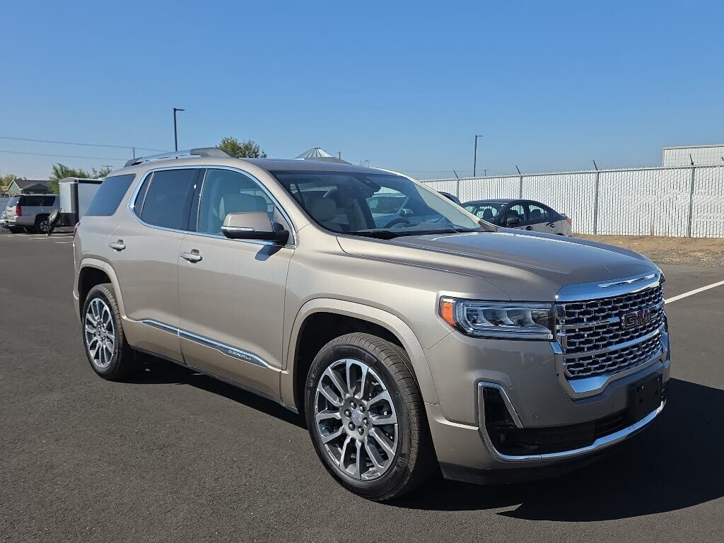 2022 GMC Acadia