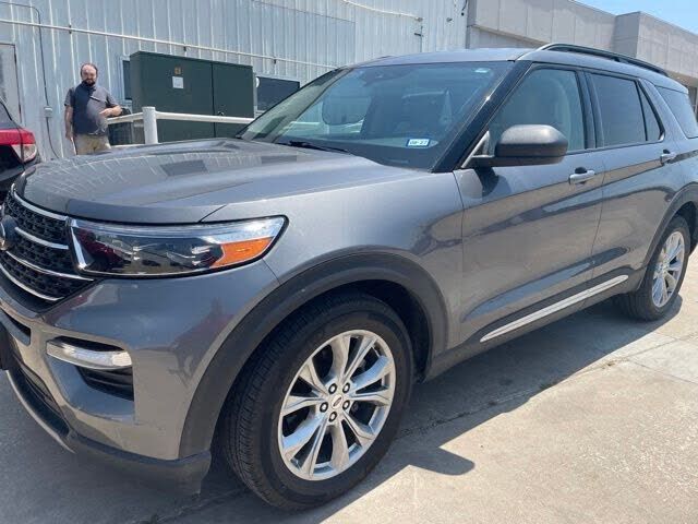 2021 FORD Explorer