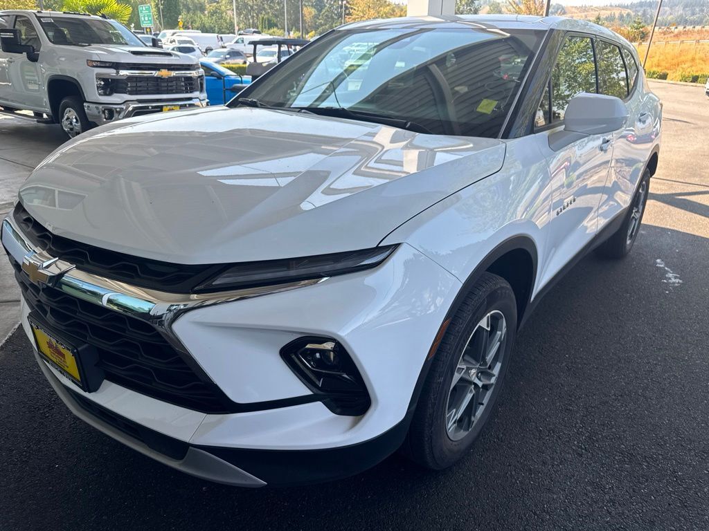 2025 CHEVROLET Blazer