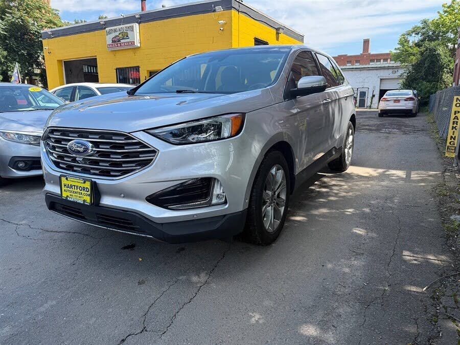 2019 FORD Edge