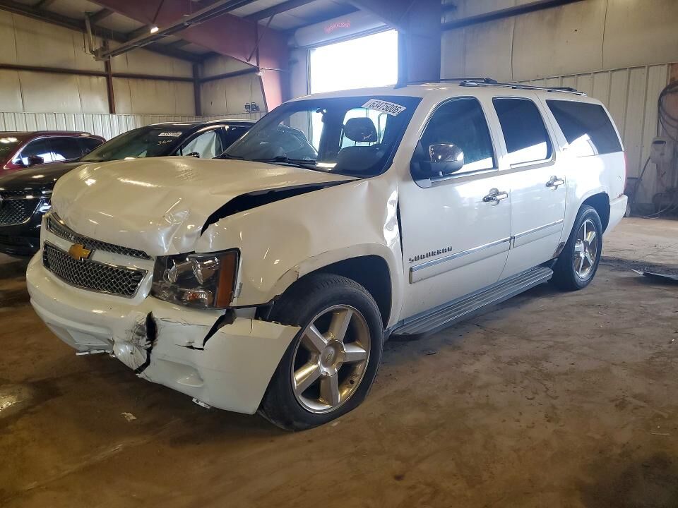 2013 CHEVROLET Suburban
