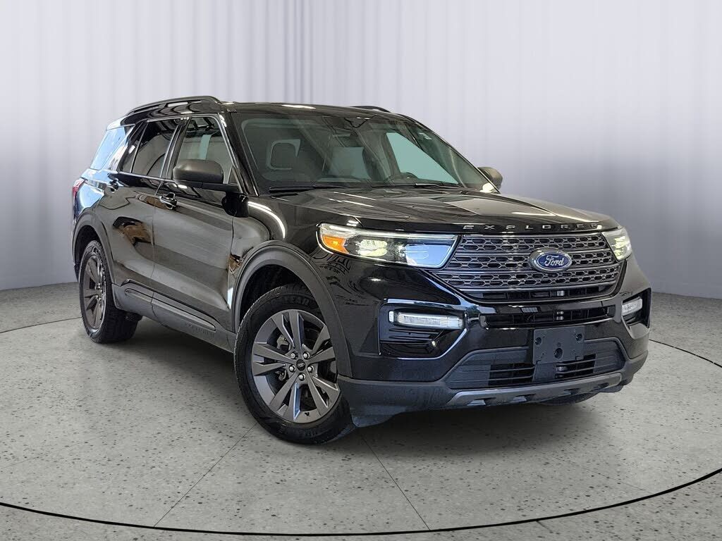 2021 FORD Explorer