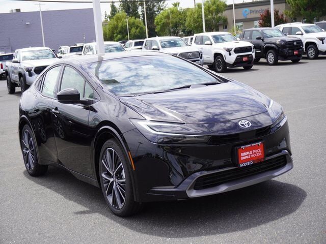 2027 TOYOTA PRIUS
