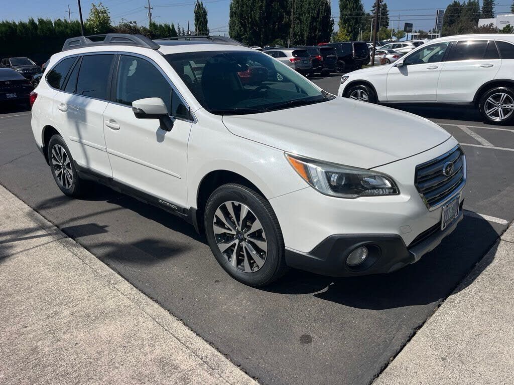 2016 SUBARU Outback
