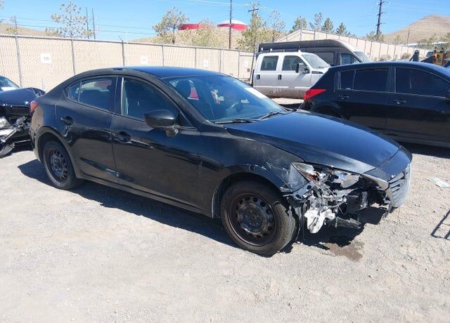 2015 MAZDA Mazda3