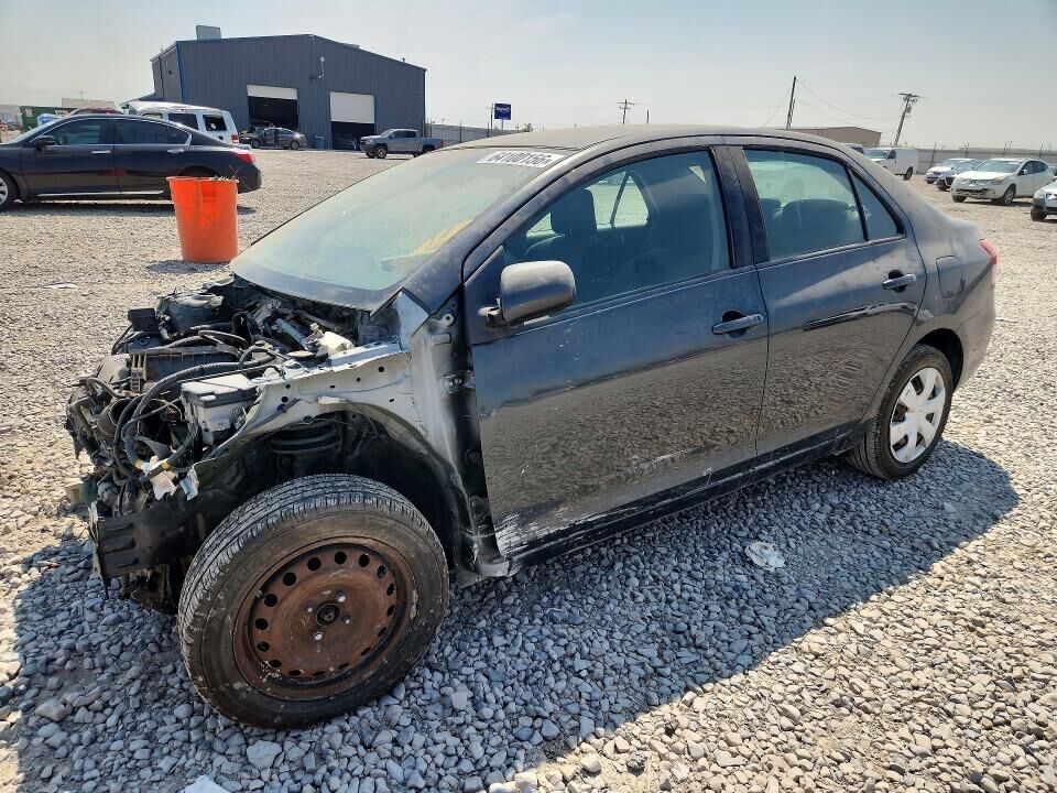 2009 TOYOTA Yaris