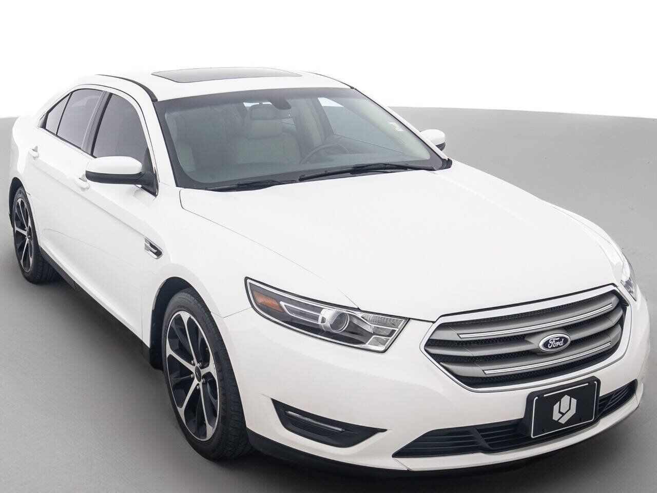 2014 FORD Taurus