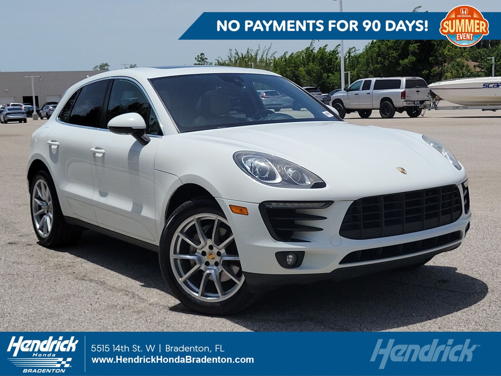 2018 PORSCHE Macan
