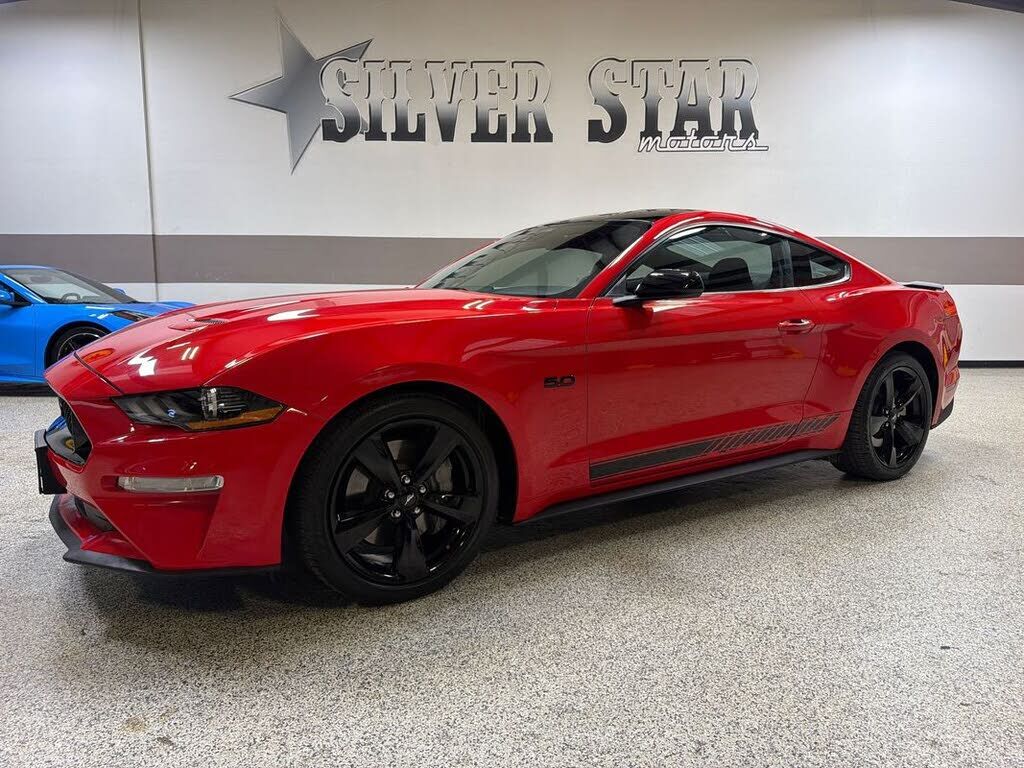2022 FORD Mustang