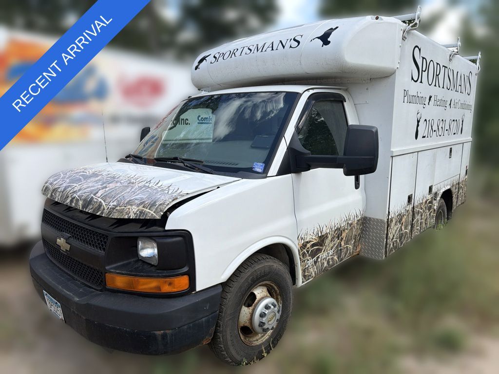 2011 CHEVROLET Express