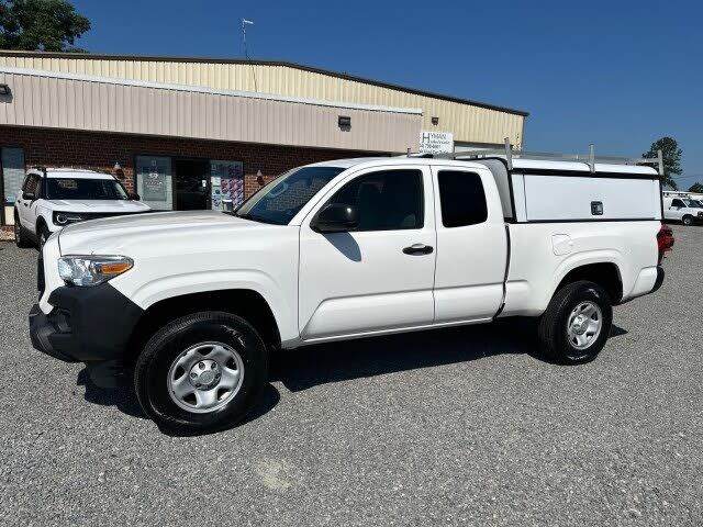 2020 TOYOTA Tacoma