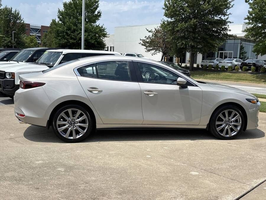 2026 MAZDA Mazda3
