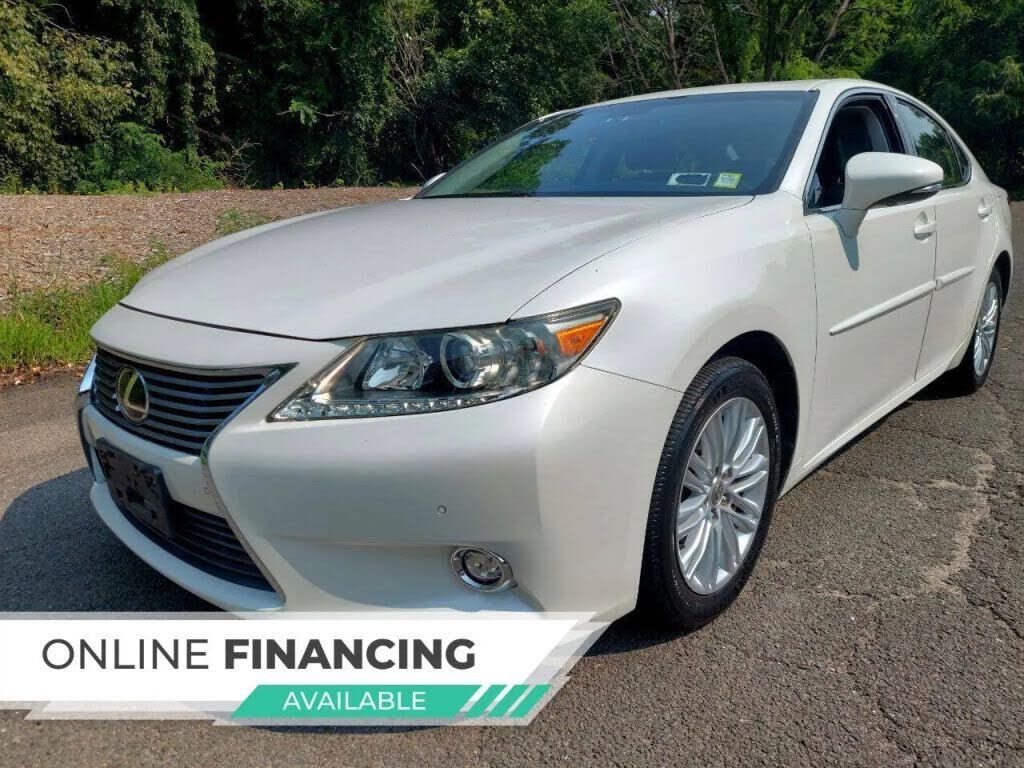 2014 LEXUS ES