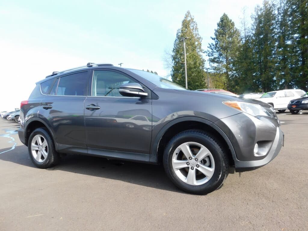 2013 TOYOTA RAV4
