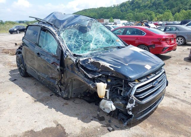2017 FORD Escape