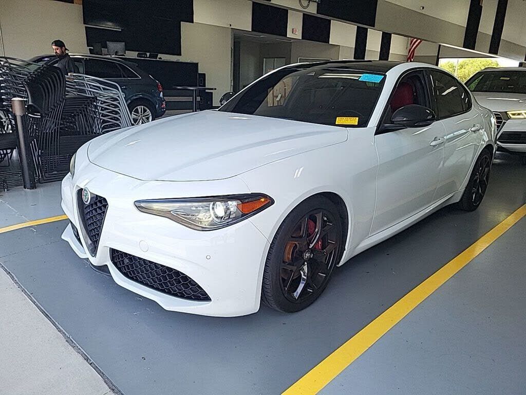 2020 ALFA ROMEO Giulia