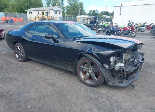 2013 DODGE Challenger