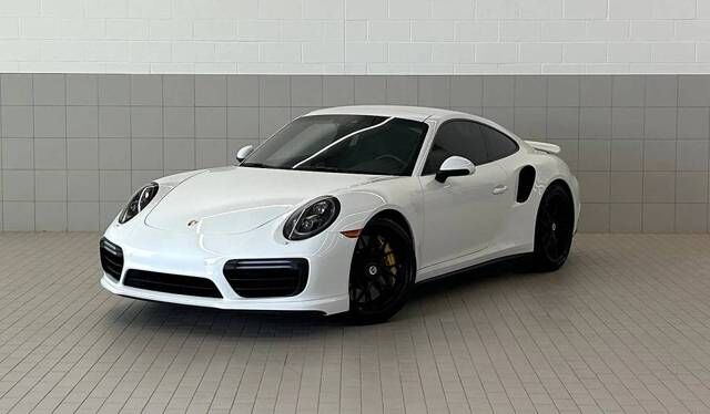 2017 PORSCHE 911