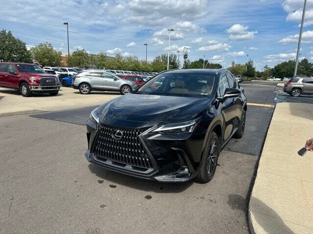 2025 LEXUS NX