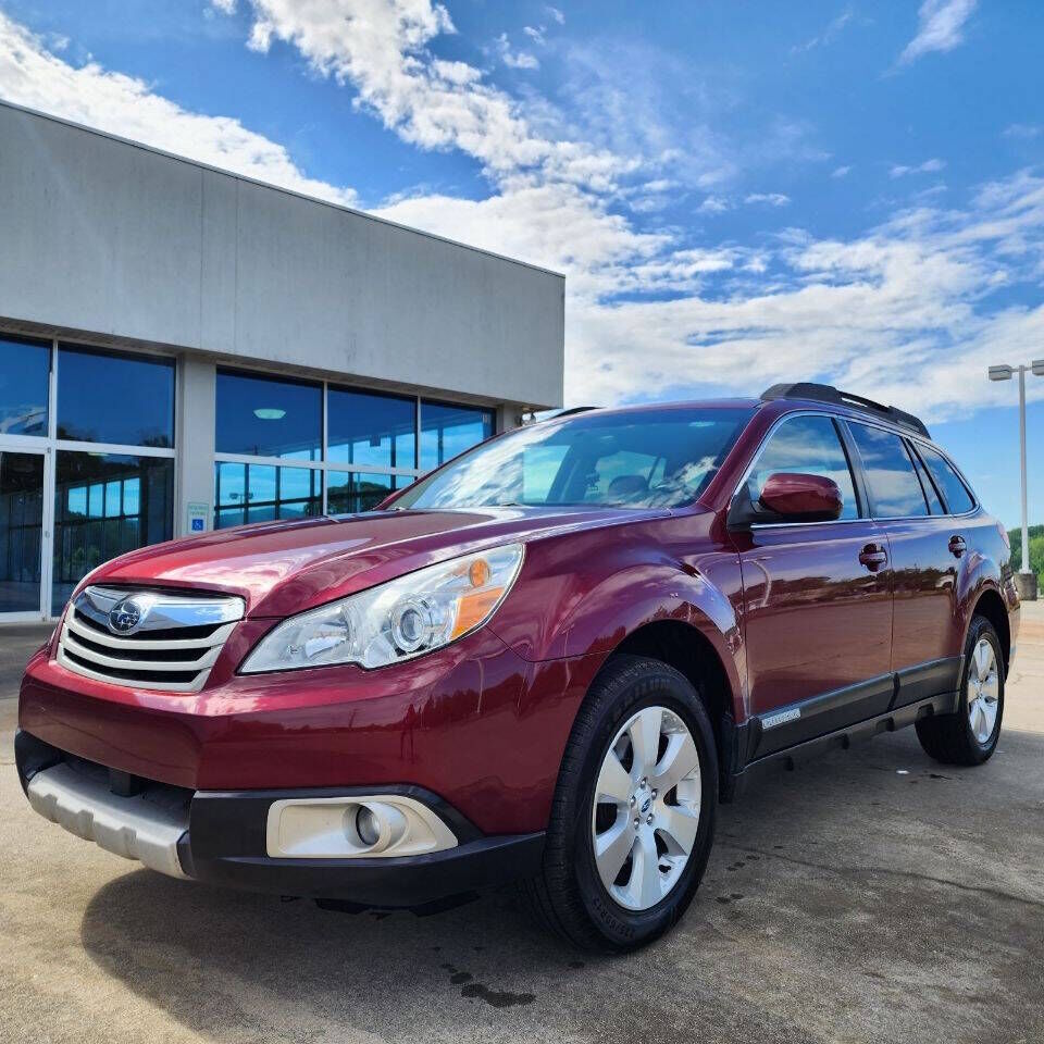2012 SUBARU Outback