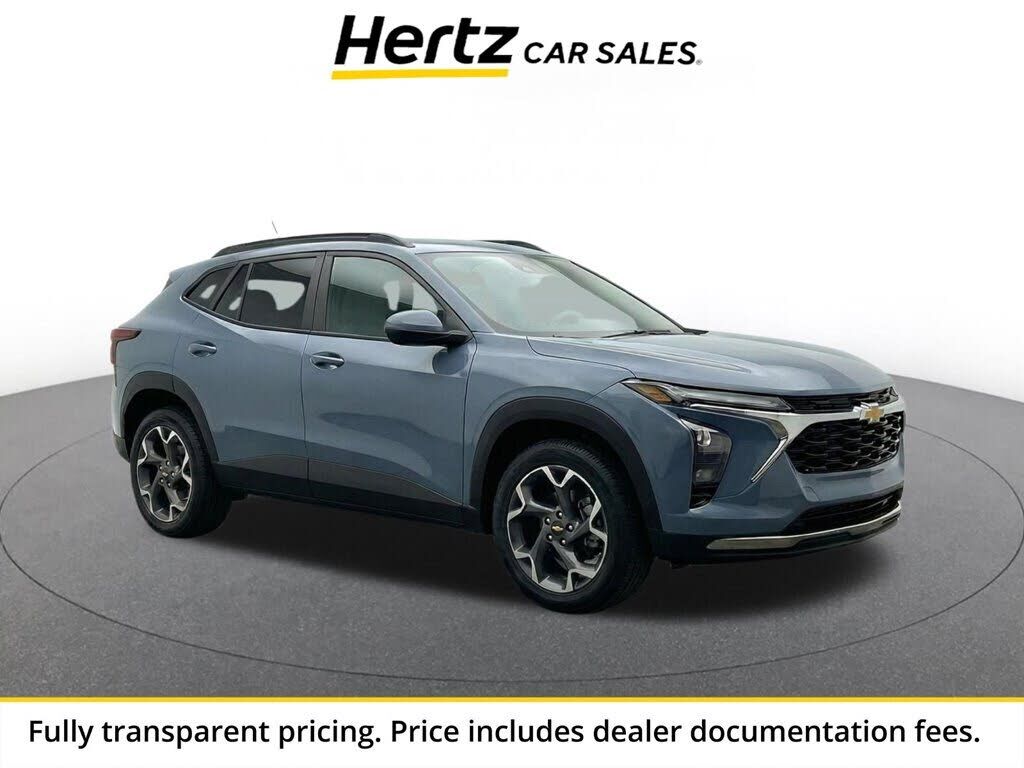 2025 CHEVROLET Trax
