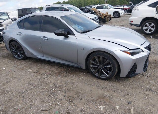 2025 LEXUS IS