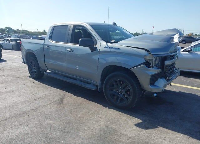 2025 CHEVROLET Silverado